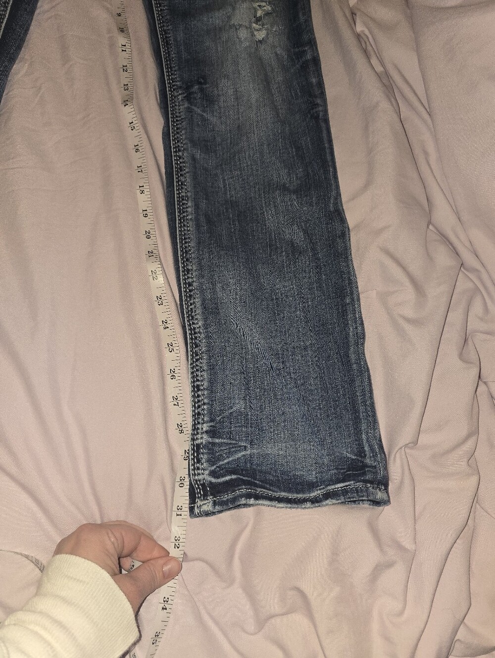 Rock Revival Women's  Distressed  Jeans Sz 32 Bling Pocket - Picture 4 of 8